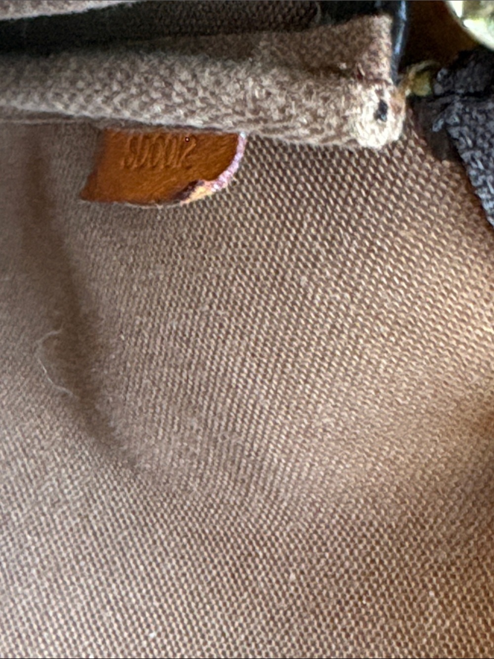 Louis Vuitton Monogram Canvas Mini Shoulder Bag with Tan Strap Pochette - Picture 4 of 4